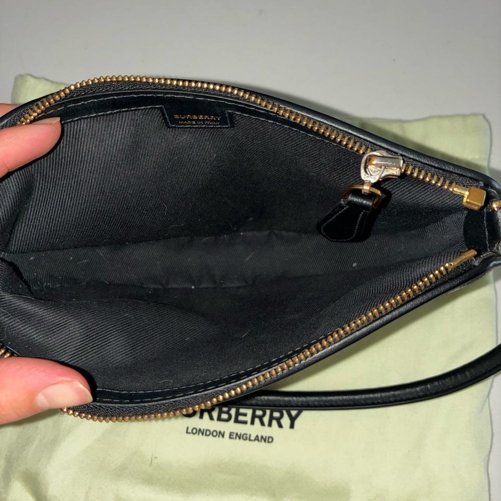 Burberry Beige and Black Plaid Shoulder Bag - Picture 3 of 6